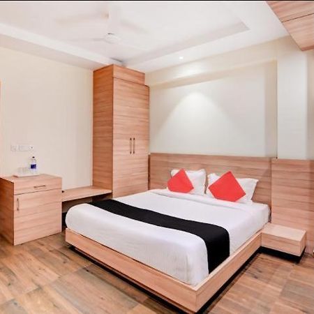 Triton Inn Lucknow Exterior photo